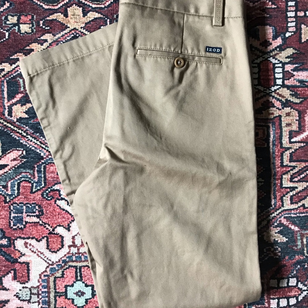 IZOD Slim Chino